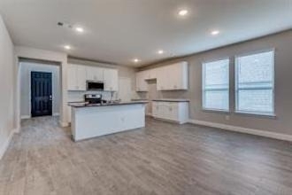 921 Waterview Drive - Photo 9