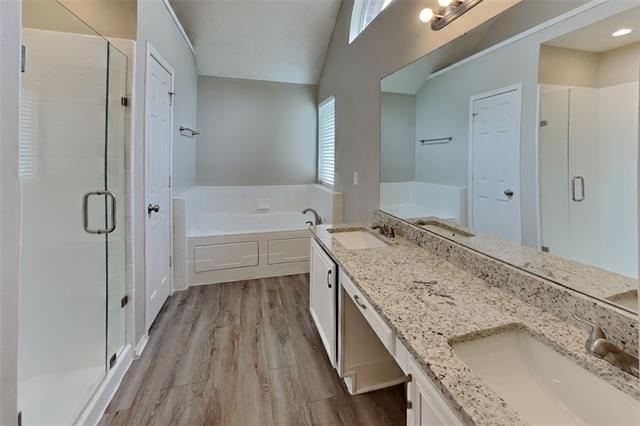 511 Brazos Street - Photo 9