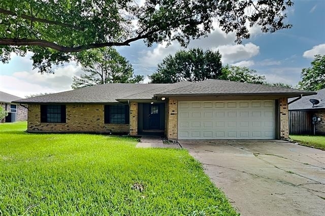 1522 Clover Hill Road - Photo 0