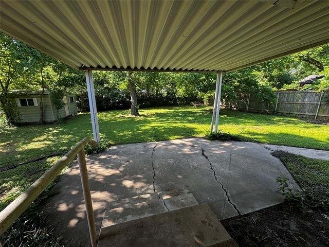2928 College Circle - Photo 11