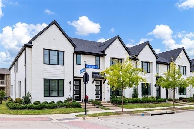4502 Smokey Quartz Lane - Photo 1