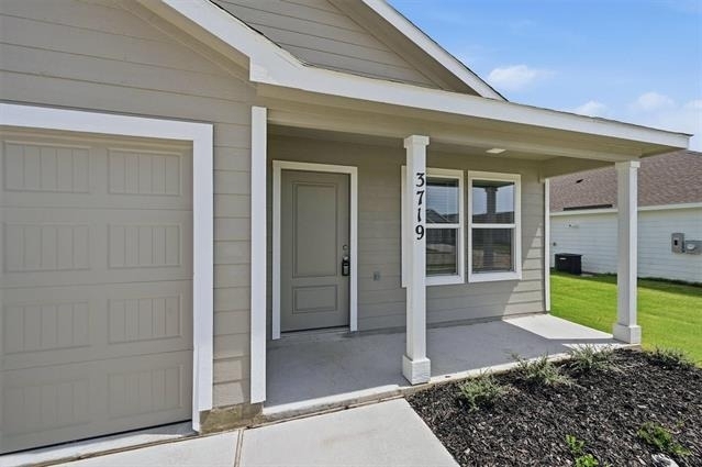 3719 Longleaf Drive - Photo 3