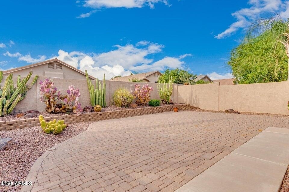 8190 W Behrend Drive - Photo 24
