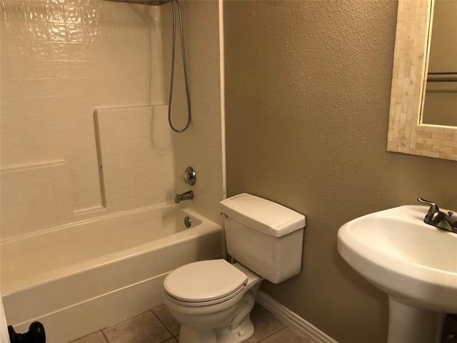 8301 Bells Street - Photo 18
