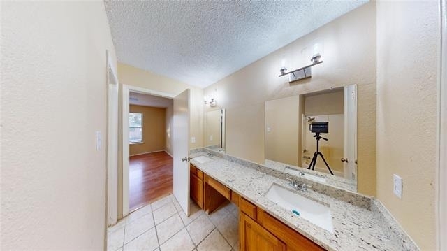 2117 W Walnut Street - Photo 9