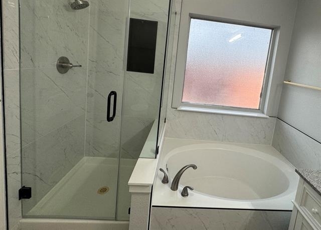 5616 Indian Hill Drive - Photo 2