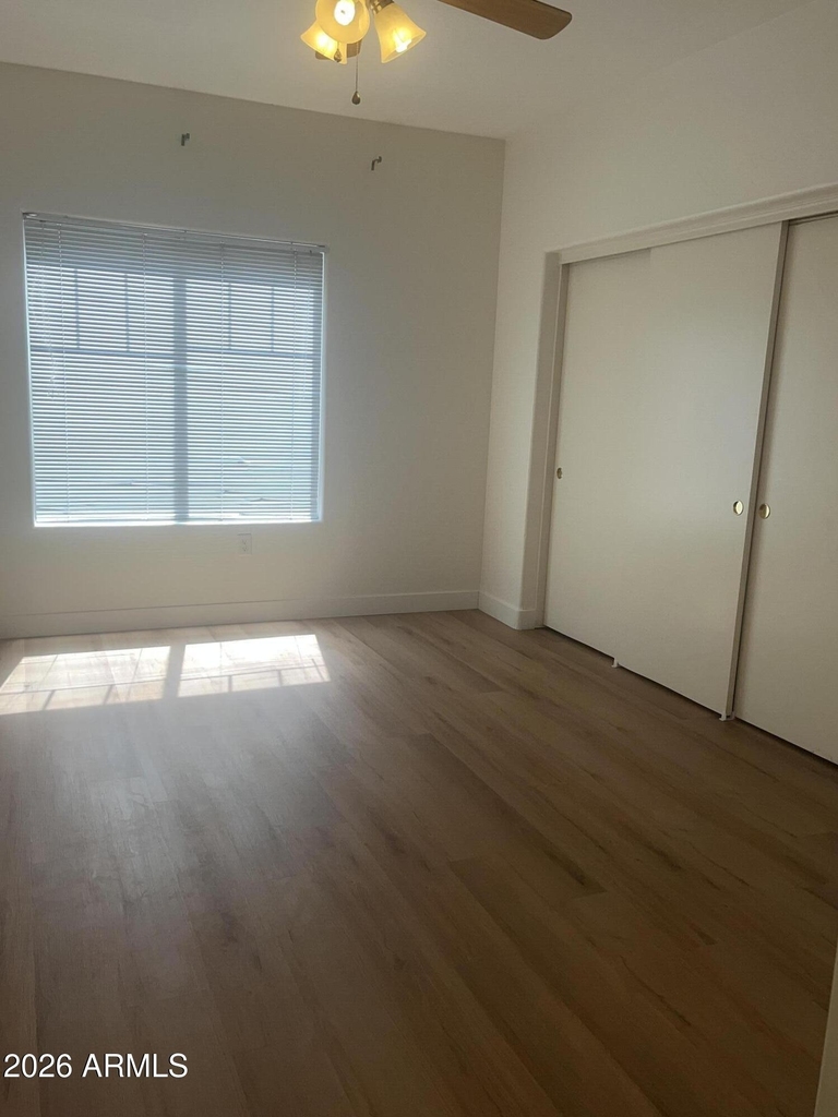 525 N Miller Road - Photo 12