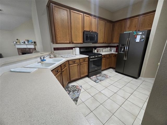 2816 Oakdale Drive - Photo 2