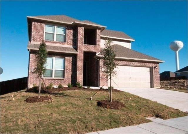 535 Hillcrest Circle - Photo 0
