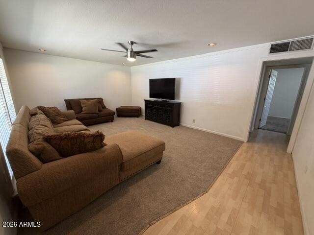 423 W 14th Street - Photo 2