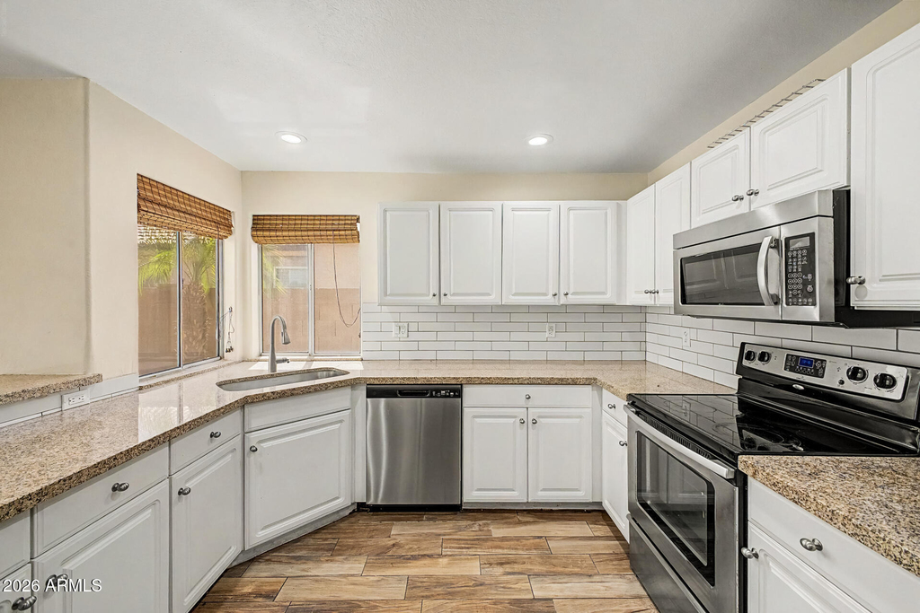 2155 W Olla Avenue - Photo 14