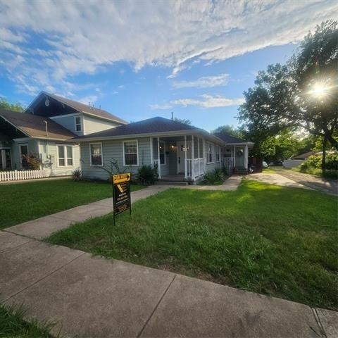 307 N Bradley Street - Photo 0