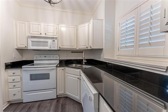 6002 Auburndale Avenue - Photo 10