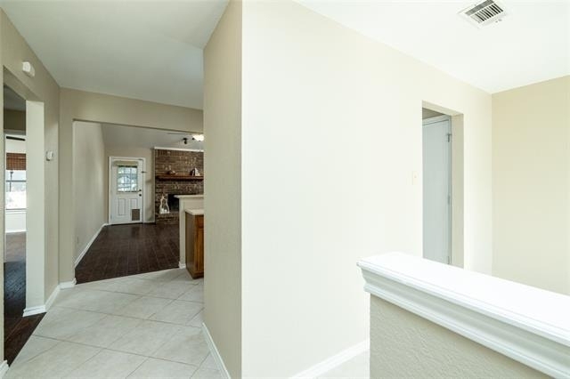 2403 Bayberry Lane - Photo 2