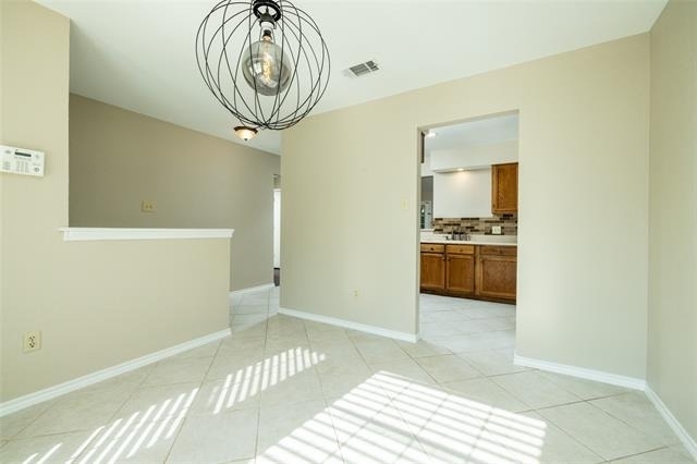 2403 Bayberry Lane - Photo 6