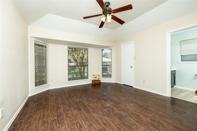 2403 Bayberry Lane - Photo 17
