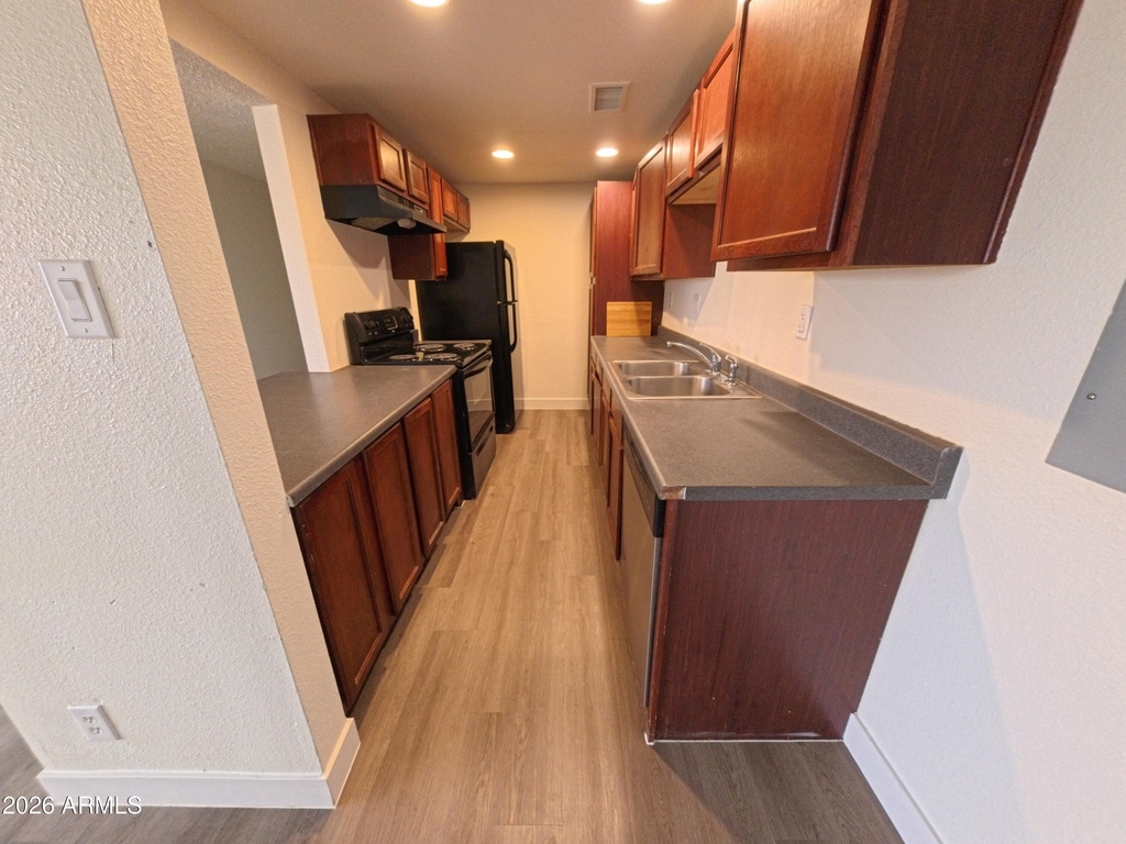 424 W Brown Road - Photo 6