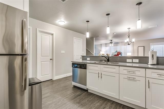 3809 Huntington Drive - Photo 4