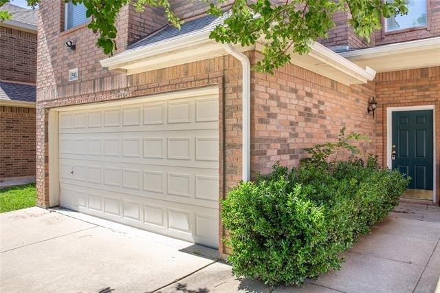 5813 Blackmon Court - Photo 2