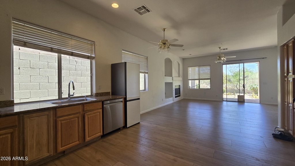 10335 E Rosemary Lane - Photo 11