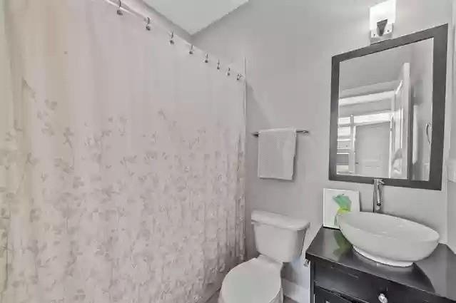 5711 Ross Avenue - Photo 11