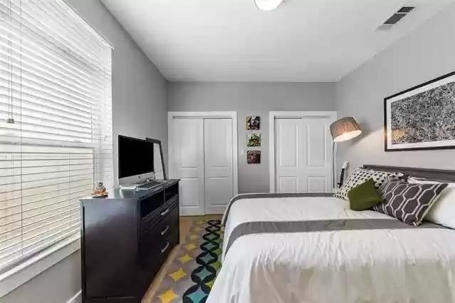 5711 Ross Avenue - Photo 8