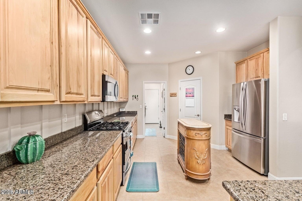 6833 W St Charles Avenue - Photo 11