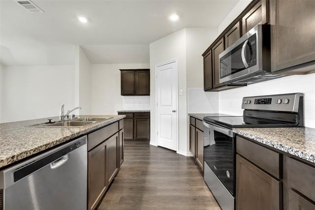 2118 Brisbon Street - Photo 6