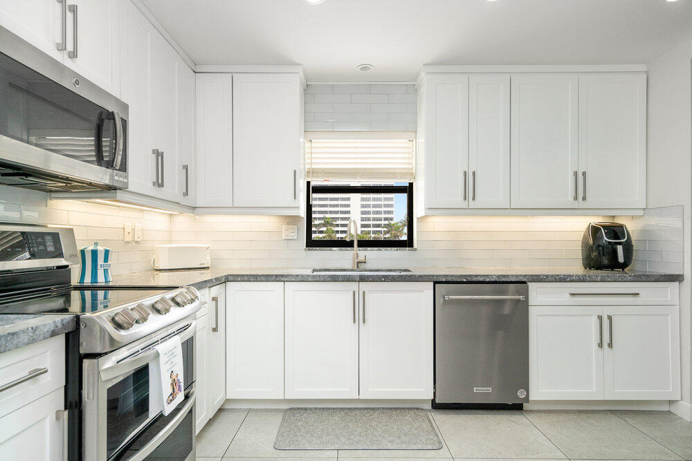 2679 S Ocean Boulevard - Photo 7