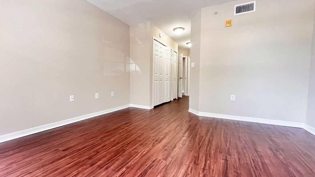15155 Michelangelo Boulevard - Photo 9