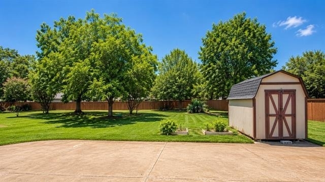 810 Pearl Drive - Photo 14