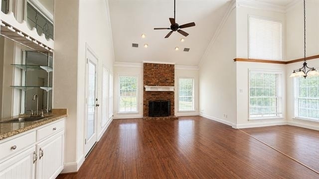 810 Pearl Drive - Photo 2