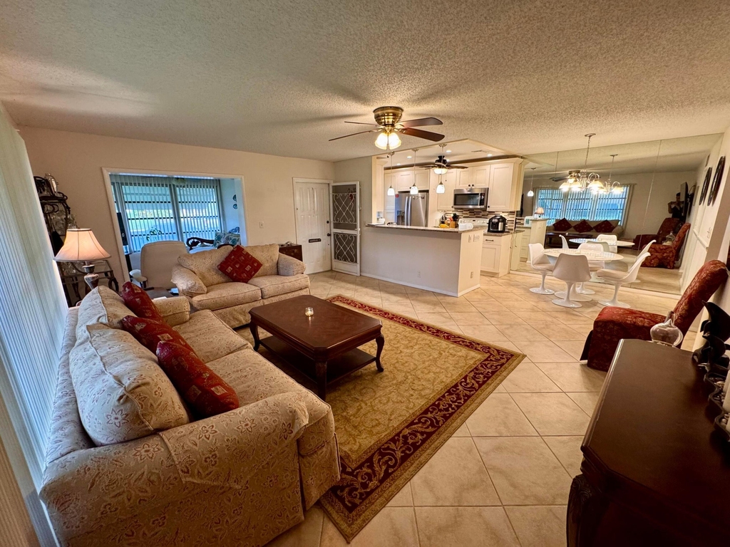 1252 W Club Dr Drive W - Photo 4