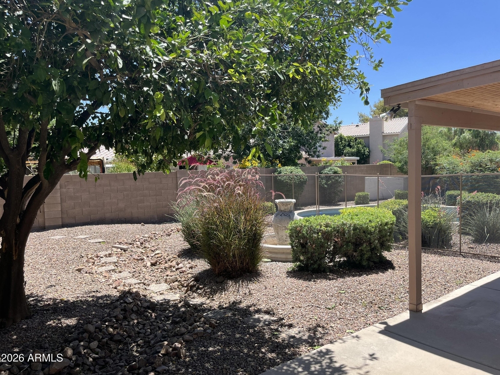 1181 W Goldfinch Way - Photo 38