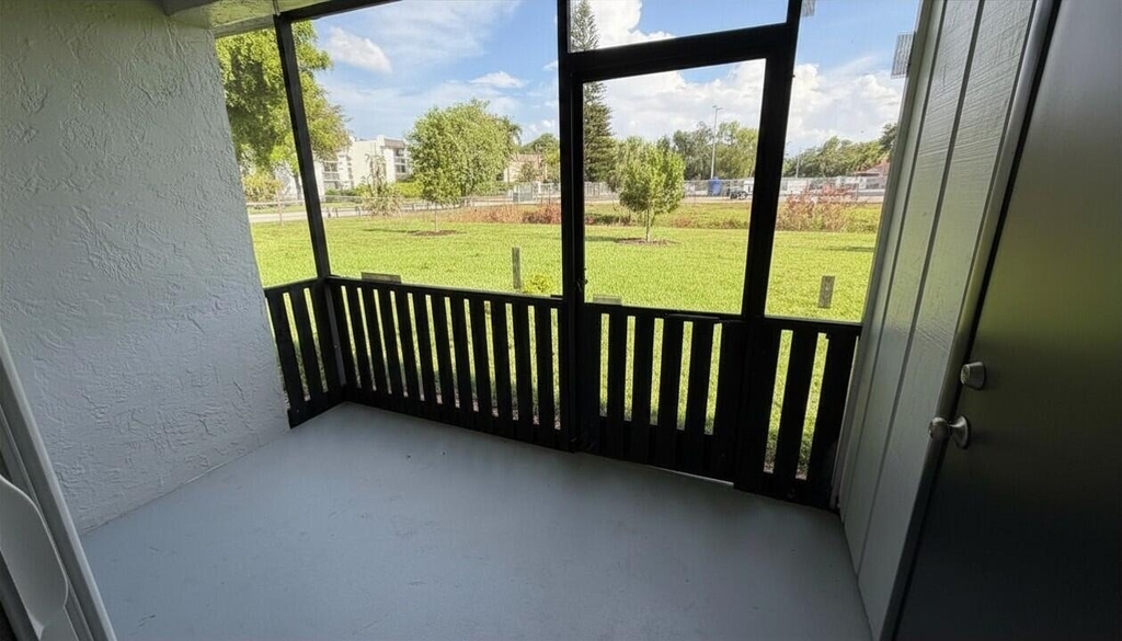 8576 Nw 32nd Street - Photo 12