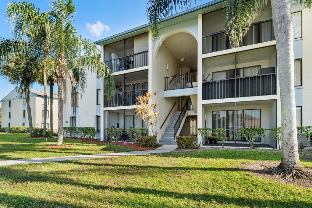 1108 Green Pine Boulevard - Photo 1
