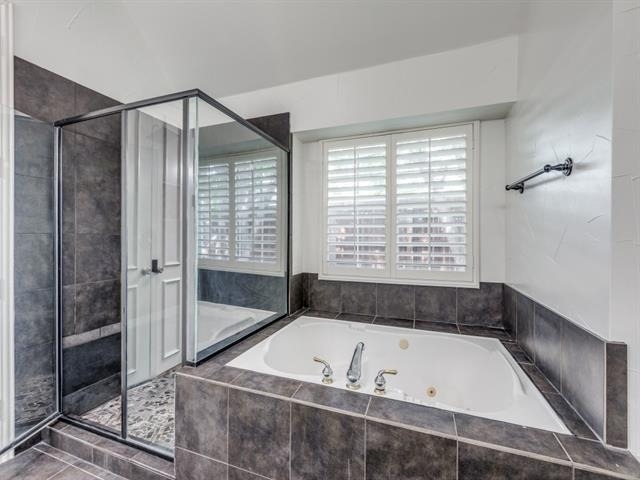 4684 Old Pond Drive - Photo 12