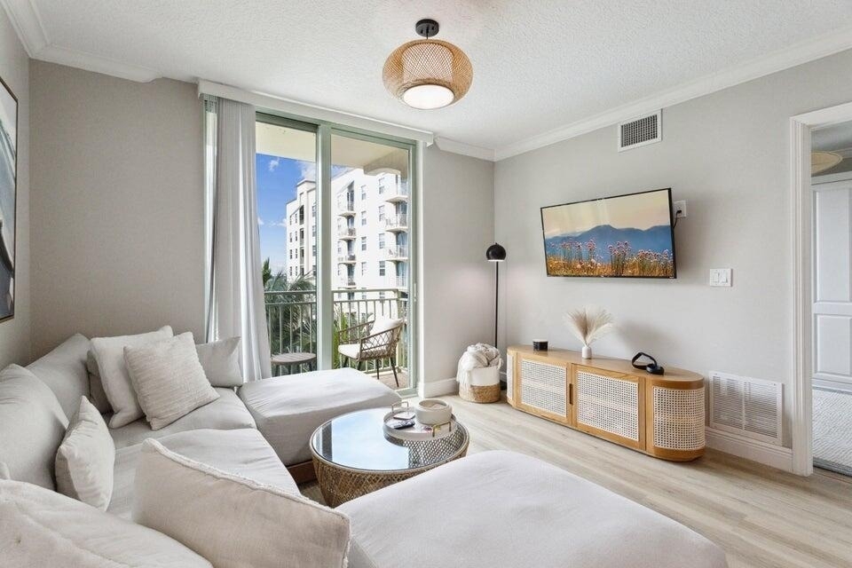 610 Clematis Street - Photo 6