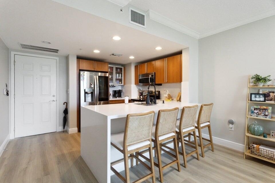 610 Clematis Street - Photo 2