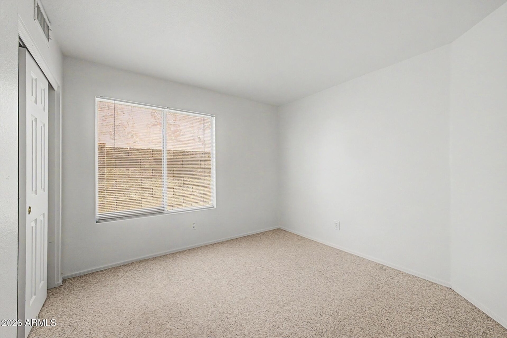 1407 W Bluefield Avenue - Photo 21