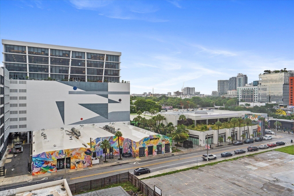 2700 Nw 2nd Avenue - Photo 4