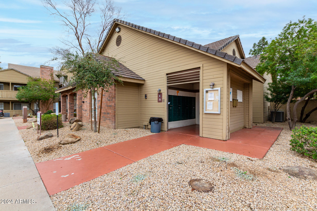 200 E Southern Avenue - Photo 15