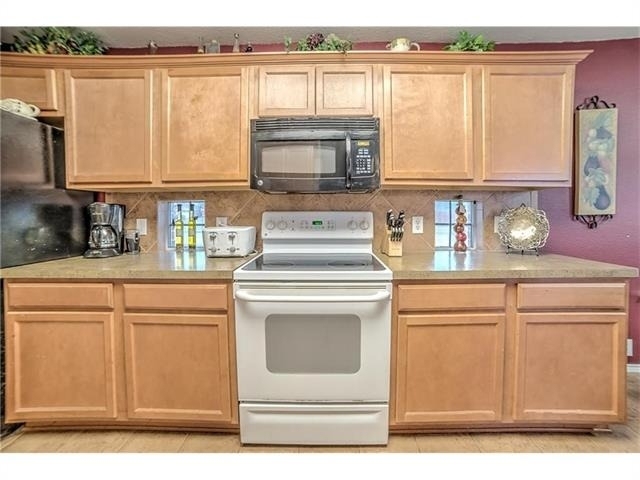 8801 Sierra Trail - Photo 5