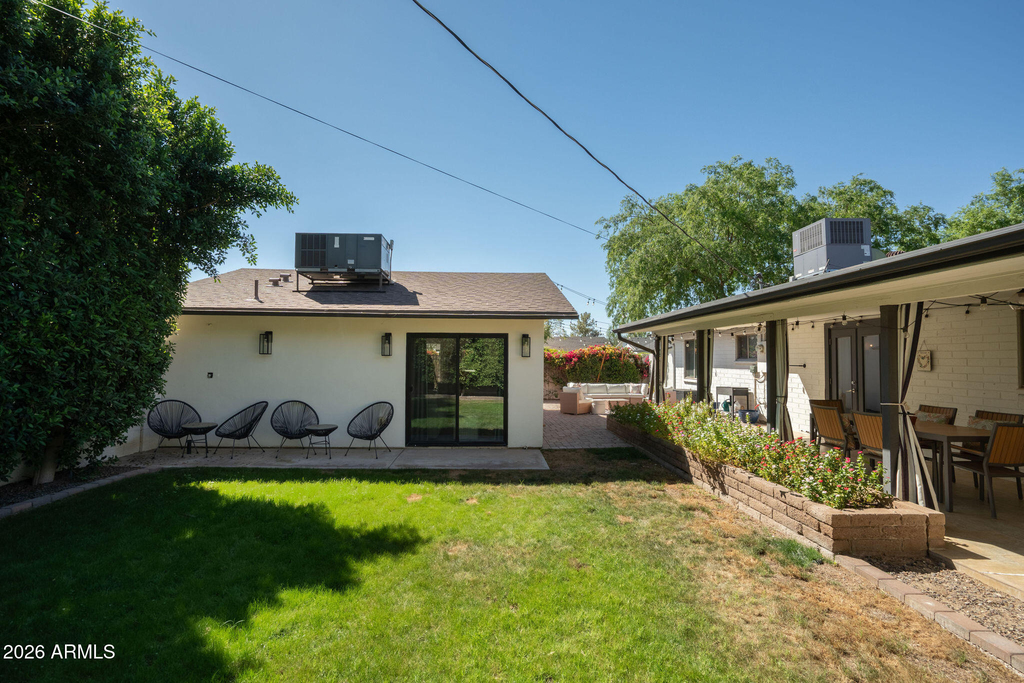 4813 E Fairmount Avenue - Photo 8