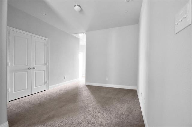 6162 Blythe Drive - Photo 4