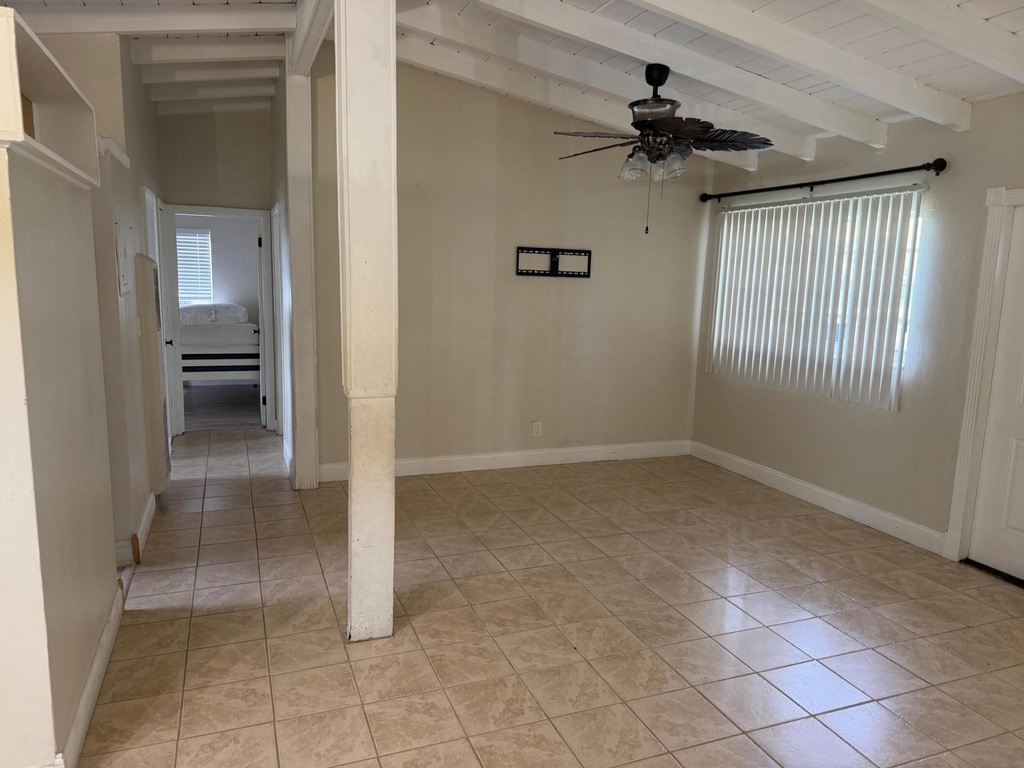 804 Sw 24th Avenue - Photo 2