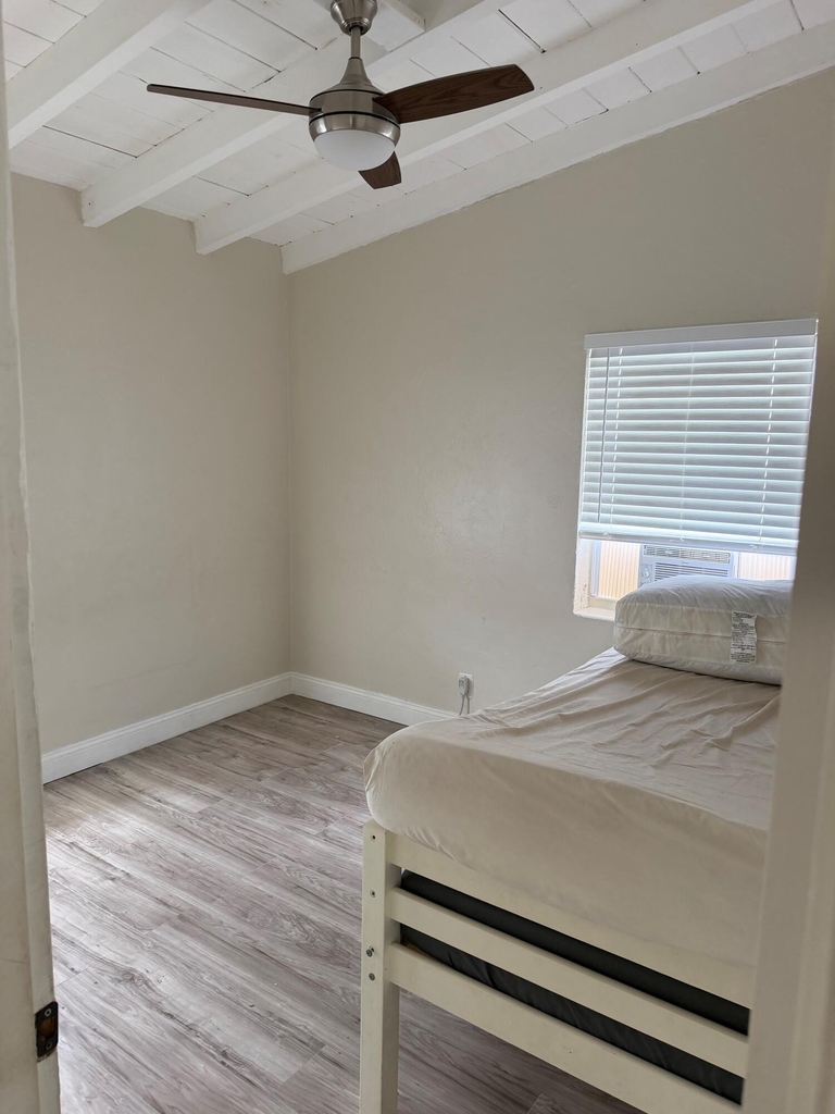 804 Sw 24th Avenue - Photo 6