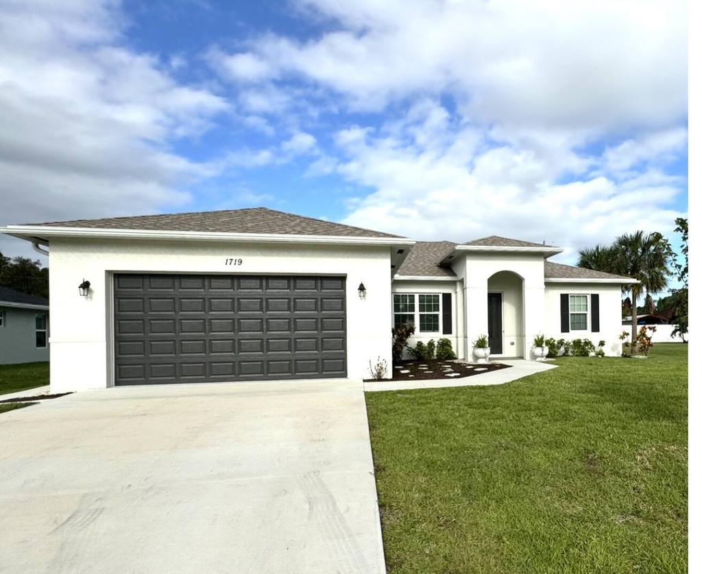 1719 Sw Bradway Lane - Photo 2