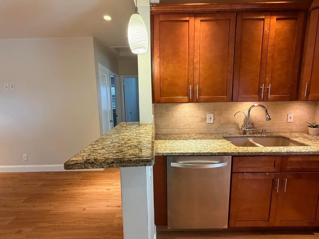 609 Sw 6th Avenue - Photo 3