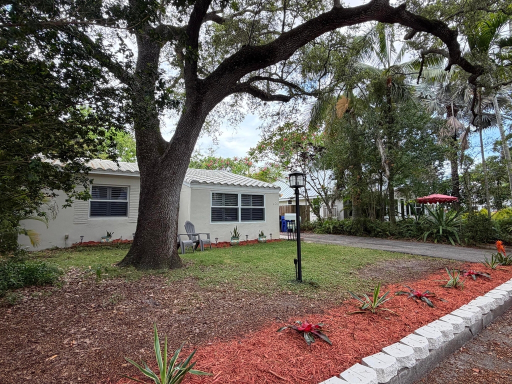 609 Sw 6th Avenue - Photo 0